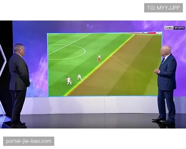 英超官方发布最新一期《比赛官员麦克风》节目,公开裁判判罚沟通细节