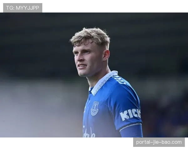 天空体育:曼联新管理层已接触埃弗顿,询价英格兰中卫布兰斯韦特 天空体育:曼联新管理层已接触埃弗顿,询价英格兰中卫布兰斯韦特