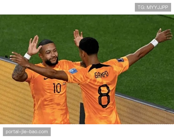 实时战报:图卢兹边后卫后场长传直接助攻,完成了一次教科书般的守转攻 bypass 中场作业 实时战报:图卢兹边后卫后场长传直接助攻,完成了一次教科书般的守转攻 bypass 中场作业