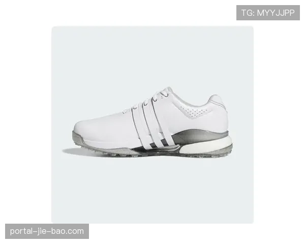 运动品牌发布新一代防滑球鞋,强调其在湿滑场地上对防守球员的助力 运动品牌发布新一代防滑球鞋,强调其在湿滑场地上对防守球员的助力